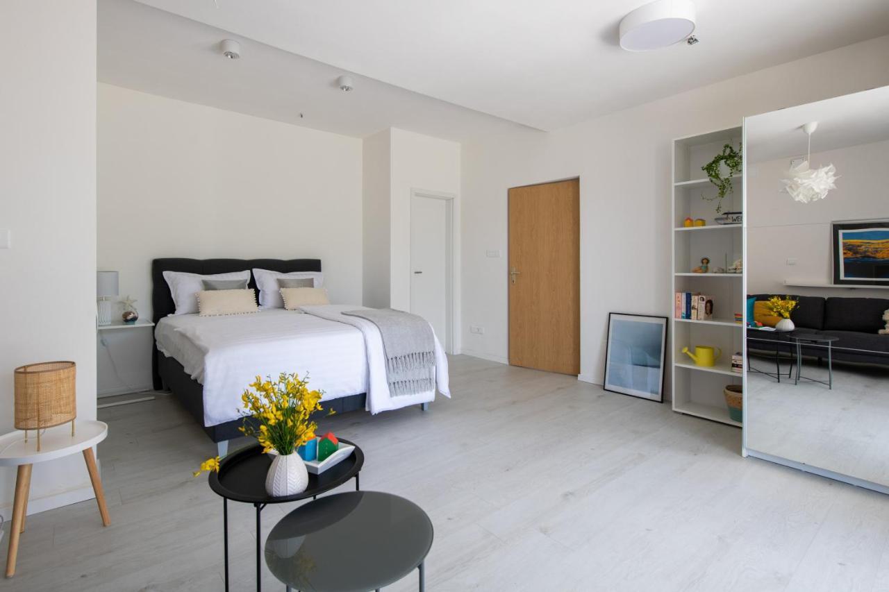 לאבין Apartment Alex מראה חיצוני תמונה