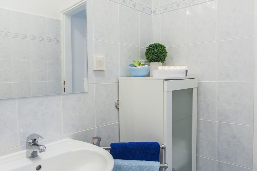 לאבין Apartment Alex מראה חיצוני תמונה